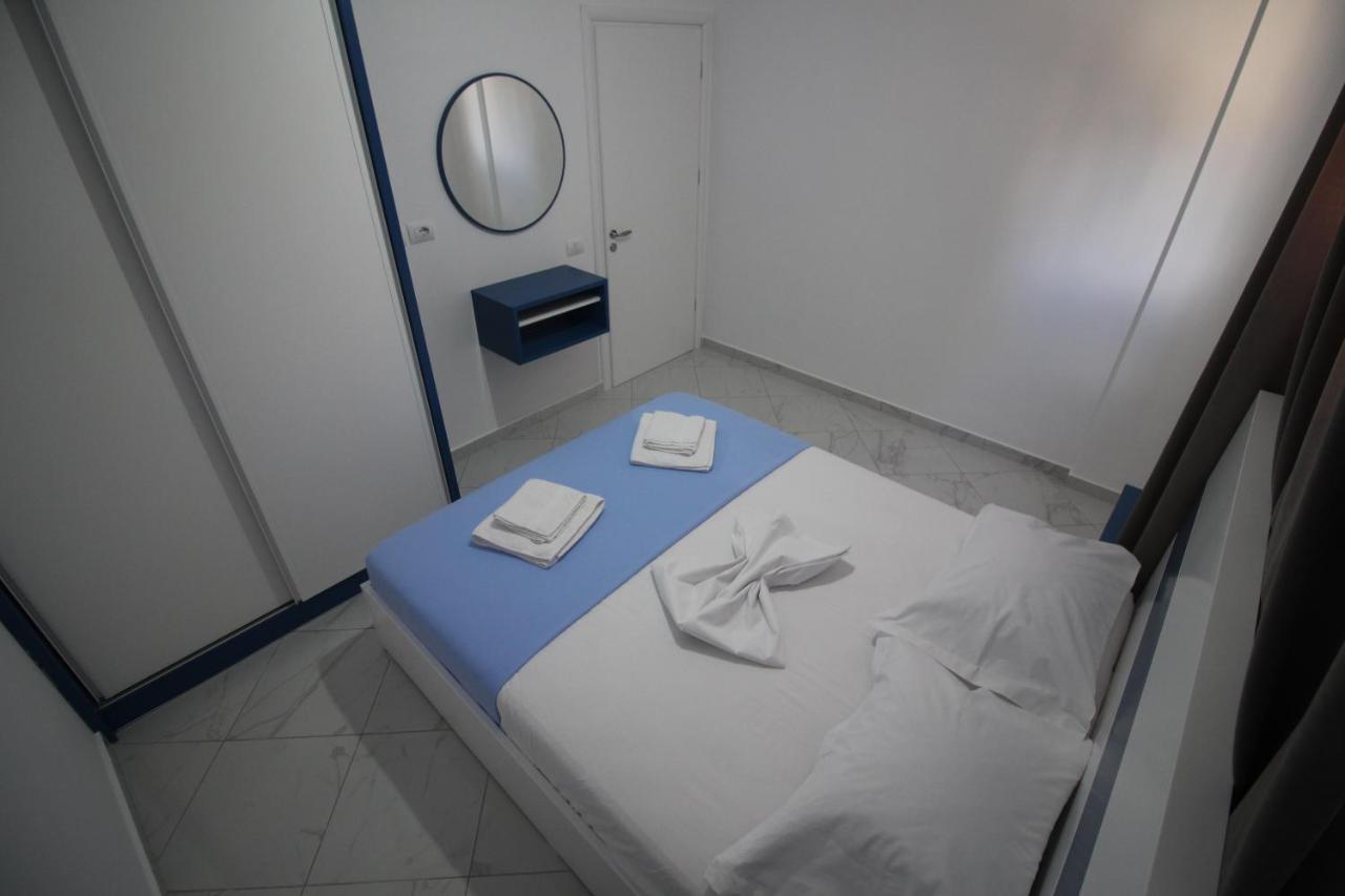 Sky Apartments Σαράντα Εξωτερικό φωτογραφία