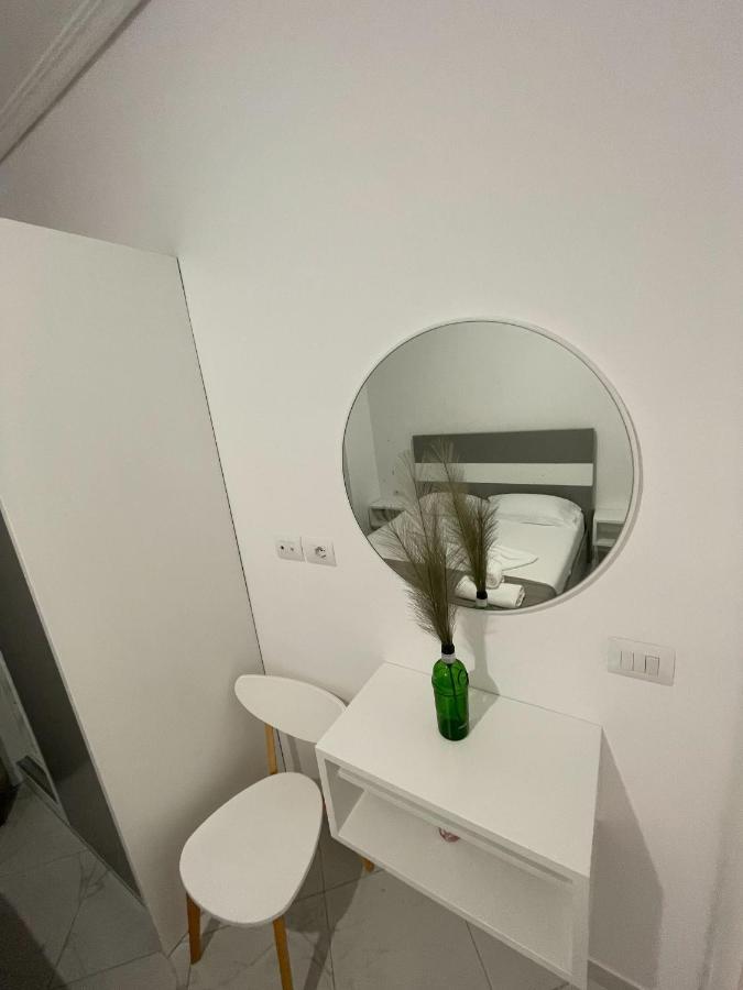 Sky Apartments Σαράντα Εξωτερικό φωτογραφία