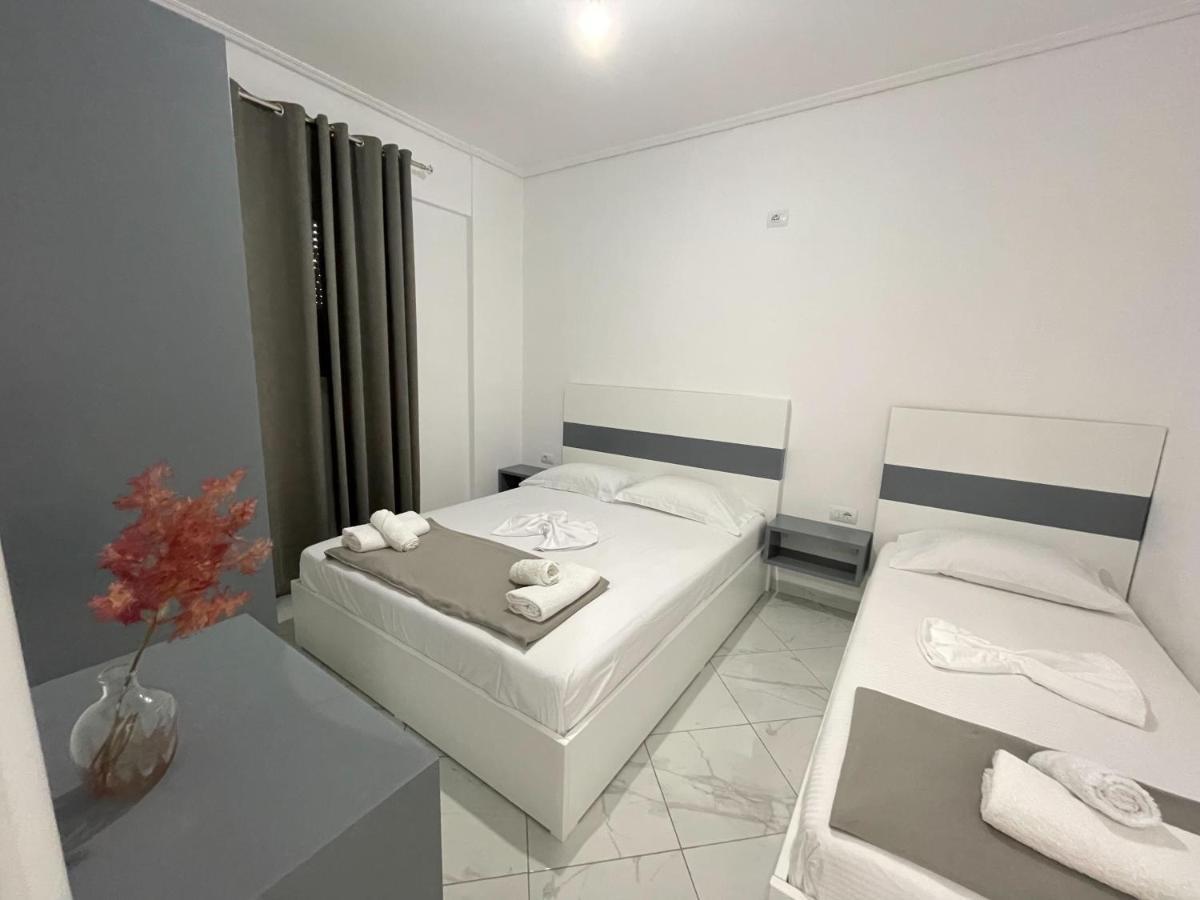 Sky Apartments Σαράντα Εξωτερικό φωτογραφία